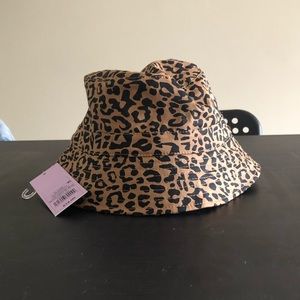 leopard print bucket hat